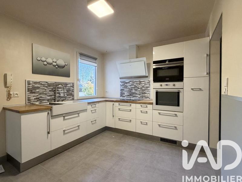 Maison - 140 m² - 7 pièces