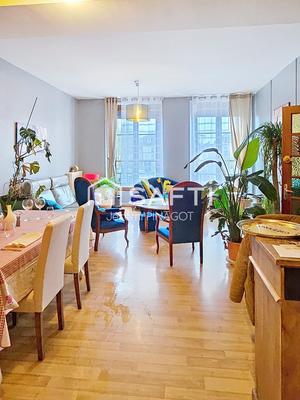 Local commercial - 215 m² - 6 pièces