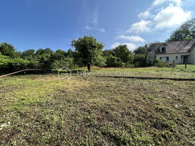 Terrain constructible - 1 581 m²
