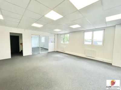 Bureau - 110 m²