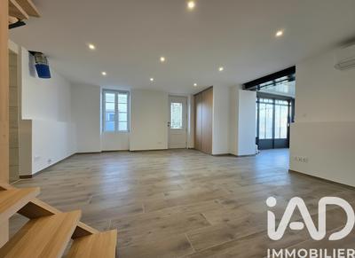 Maison - 90 m² - 4 pièces