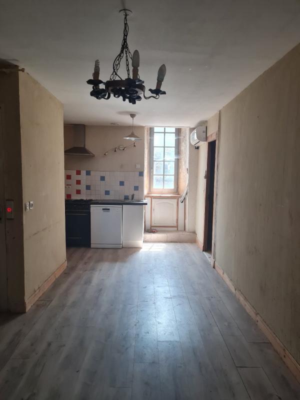 Propriété - 230 m² - 7 pièces