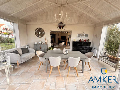 Maison - 181 m² - 7 pièces