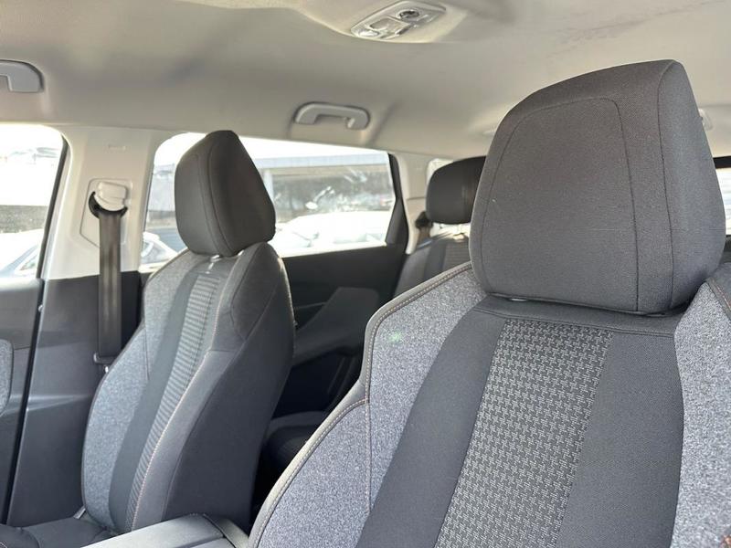 Peugeot 5008 II 1.5 Bluehdi 130 s&amp;S Active Business Eat8