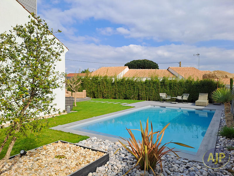 Maison - 135 m² - 5 pièces