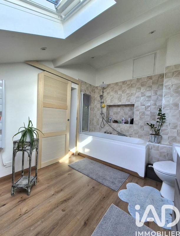 Maison de village - 141 m² - 7 pièces