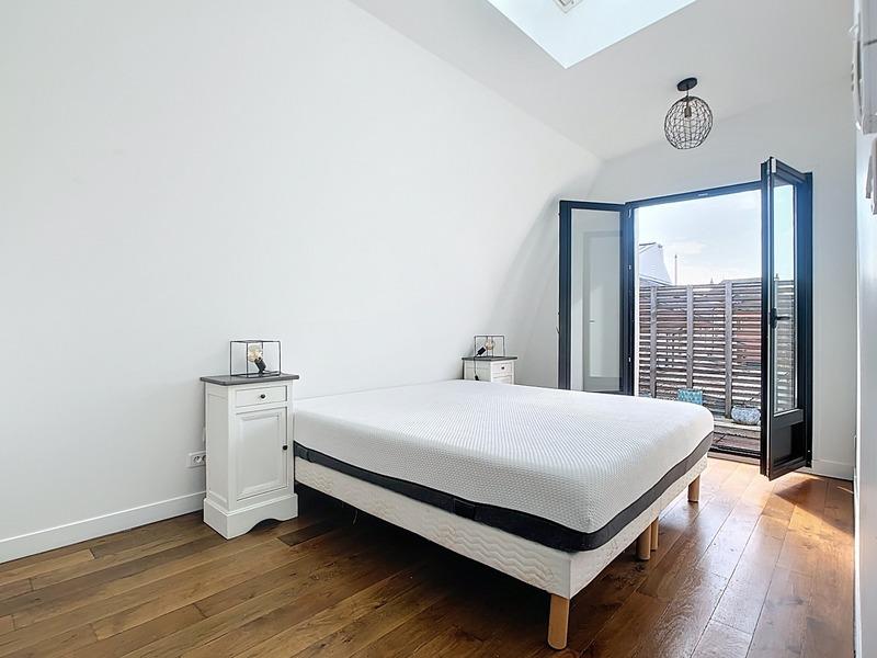 Maison - 181 m² - 8 pièces