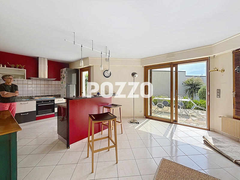 Maison - 128 m² - 7 pièces