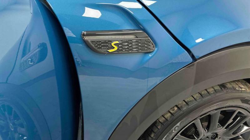 Mini 3 portes Hatch Electric F56 Bev Lci Cooper se 184 ch Edition Premium Plus