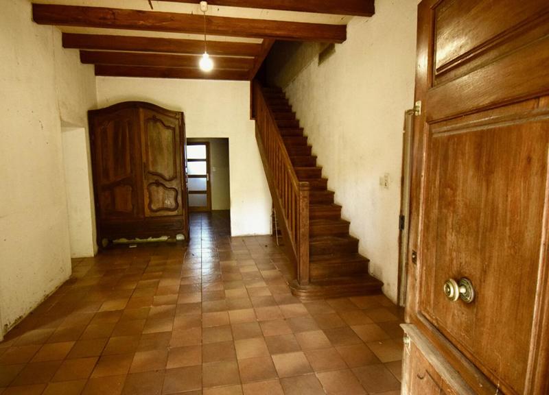 Maison - 242 m² - 7 pièces