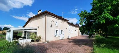 Maison de campagne - 150 m² - 3 pièces