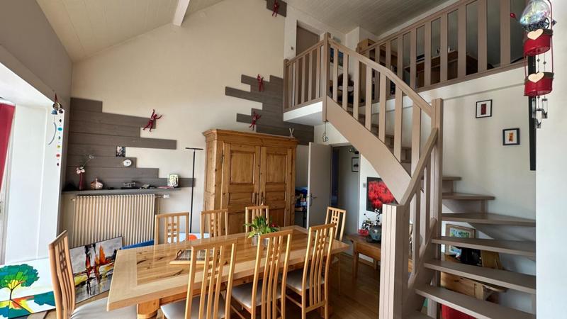 Maison - 132 m² - 7 pièces