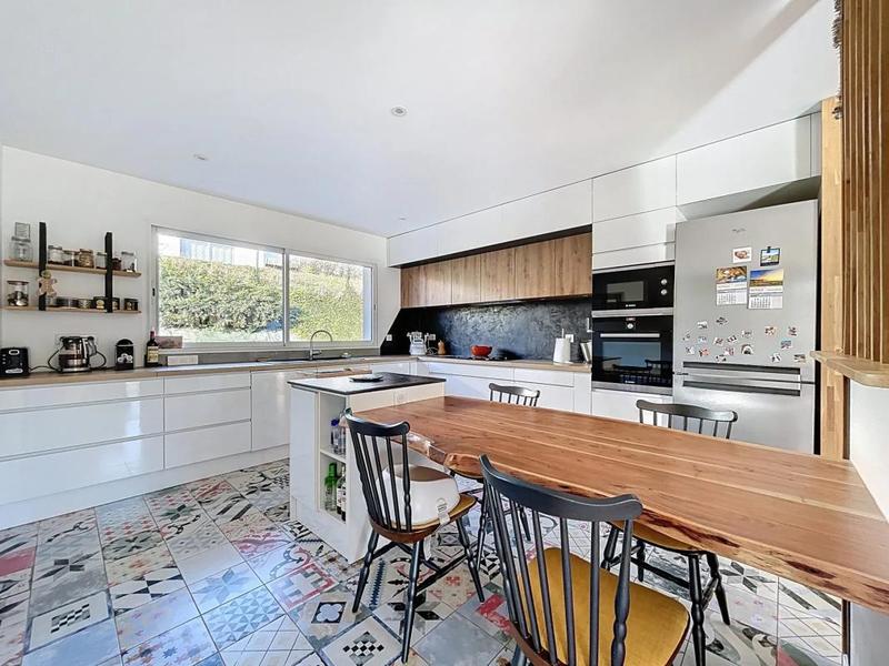 Maison - 183 m² - 5 pièces