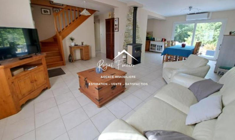 Maison - 123 m² - 6 pièces