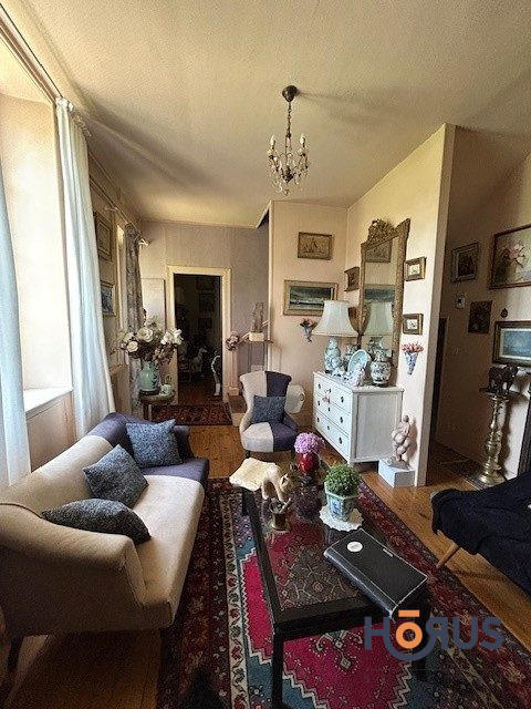 Viager - Maison ancienne - 153 m² - 6 pièces