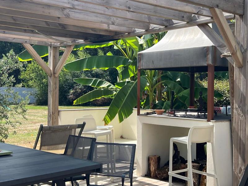 Chaumière - 312 m² - 9 pièces