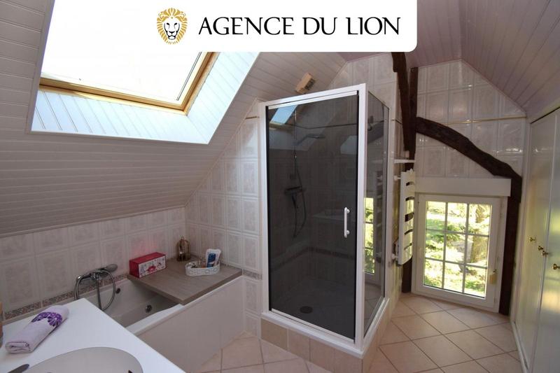 Maison en pierre - 190 m² - 8 pièces