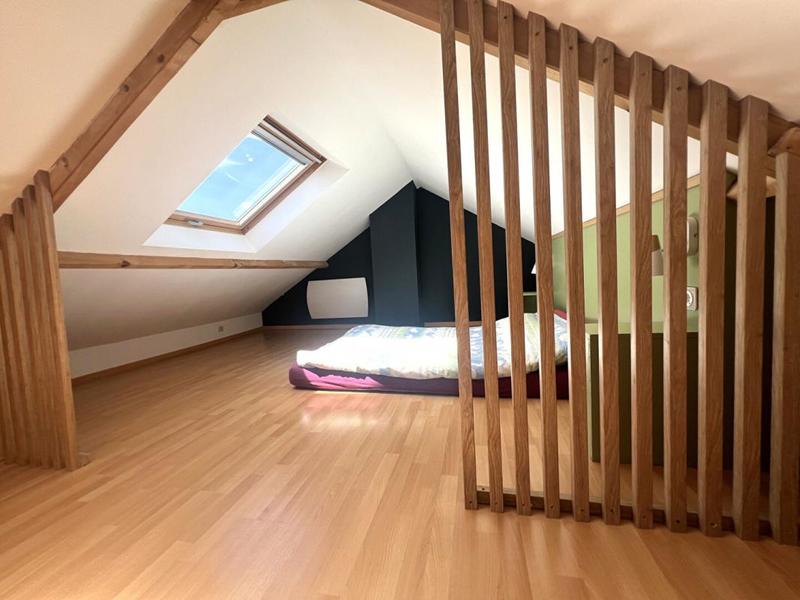 Maison - 153 m² - 9 pièces