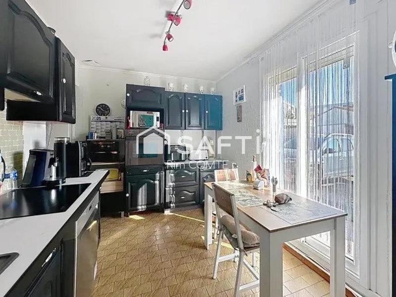 Maison - 83 m² - 4 pièces