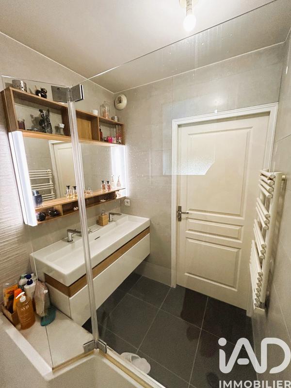 Appartement - 80 m² - 3 pièces