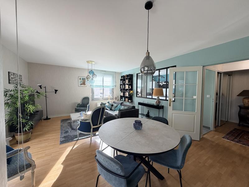 Appartement - 84 m² - 3 pièces