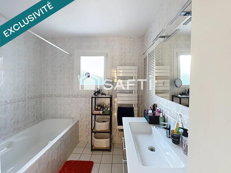 Maison - 141 m² - 6 pièces