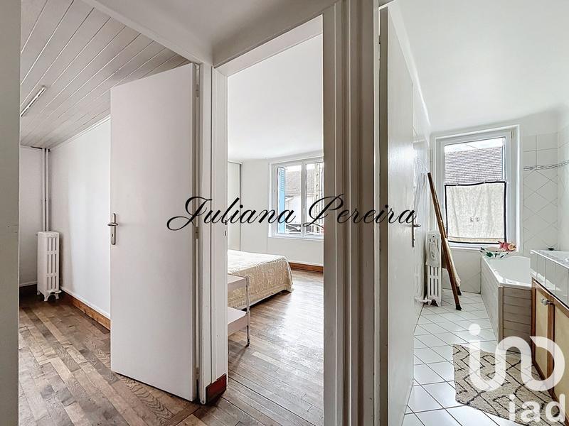 Maison - 177 m² - 9 pièces