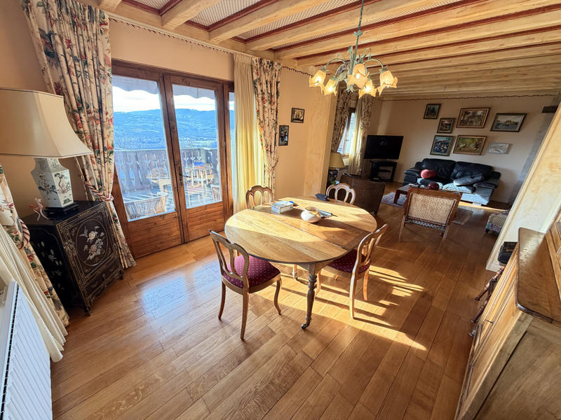 Maison - 190 m² - 7 pièces