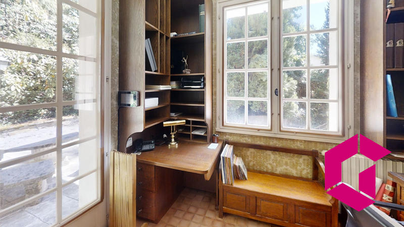 Villa - 172 m² - 8 pièces