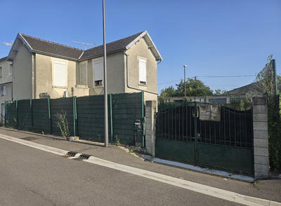 Maison - 85 m² - 4 pièces