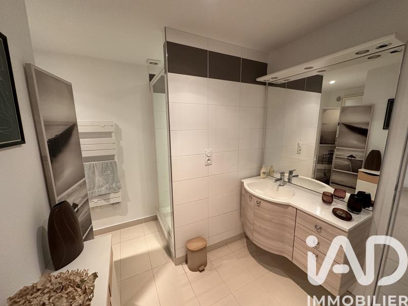 Maison - 244 m² - 8 pièces