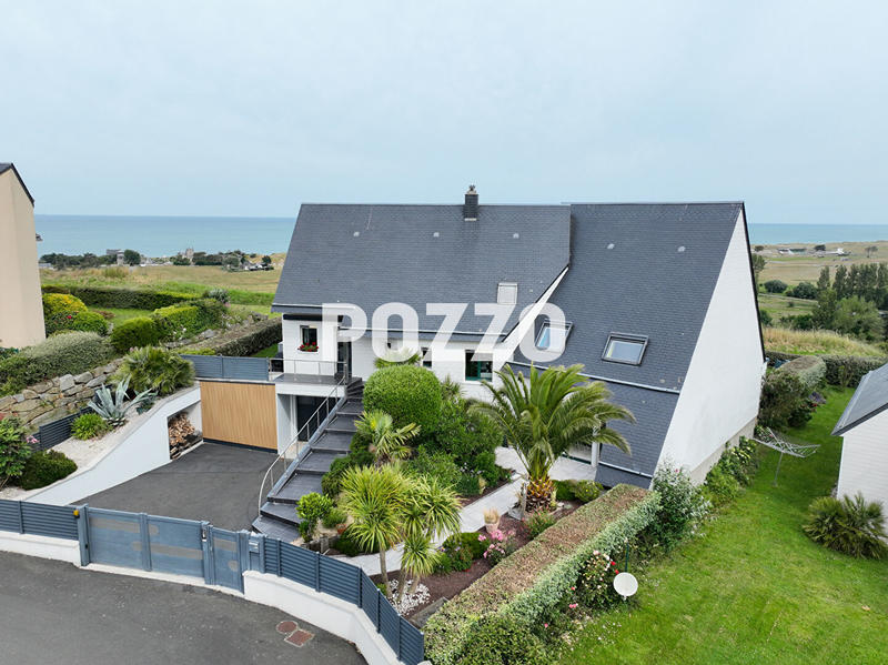 Maison - 292 m² - 10 pièces