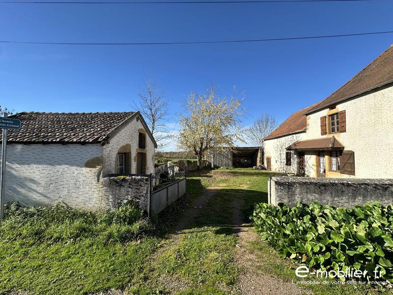 Maison - 141 m² - 5 pièces