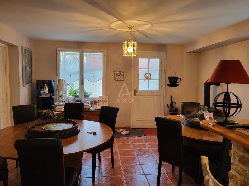 Maison - 134 m² - 7 pièces