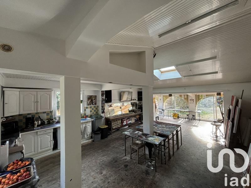 Maison - 315 m² - 12 pièces