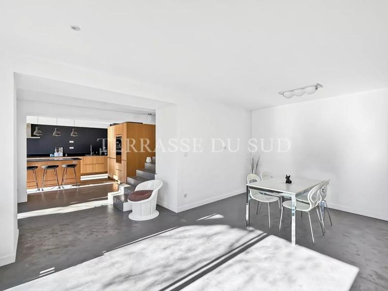Maison - 171 m² - 6 pièces