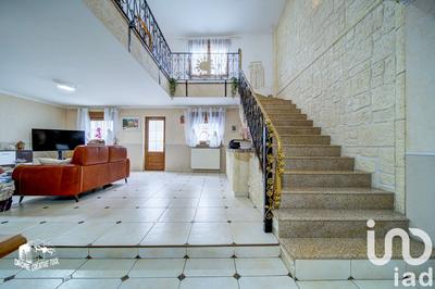 Maison - 156 m² - 8 pièces