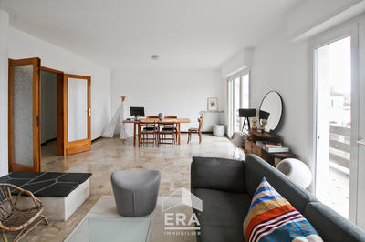 Appartement - 137 m² - 5 pièces