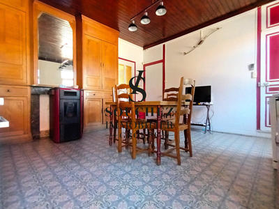 Maison - 190 m² - 6 pièces