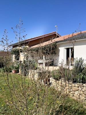 Maison - 131 m² - 6 pièces