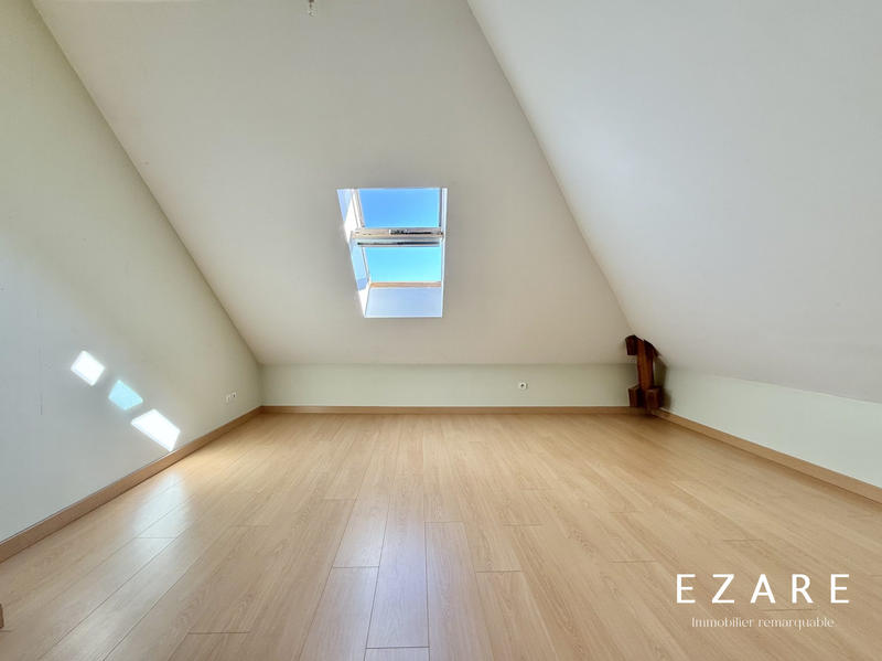 Appartement - 106 m² - 5 pièces