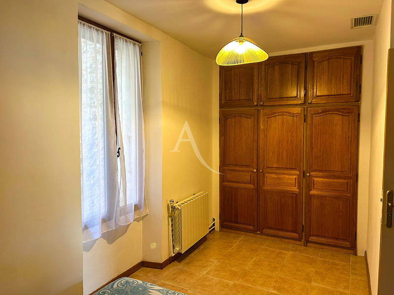 Maison - 102 m² - 4 pièces