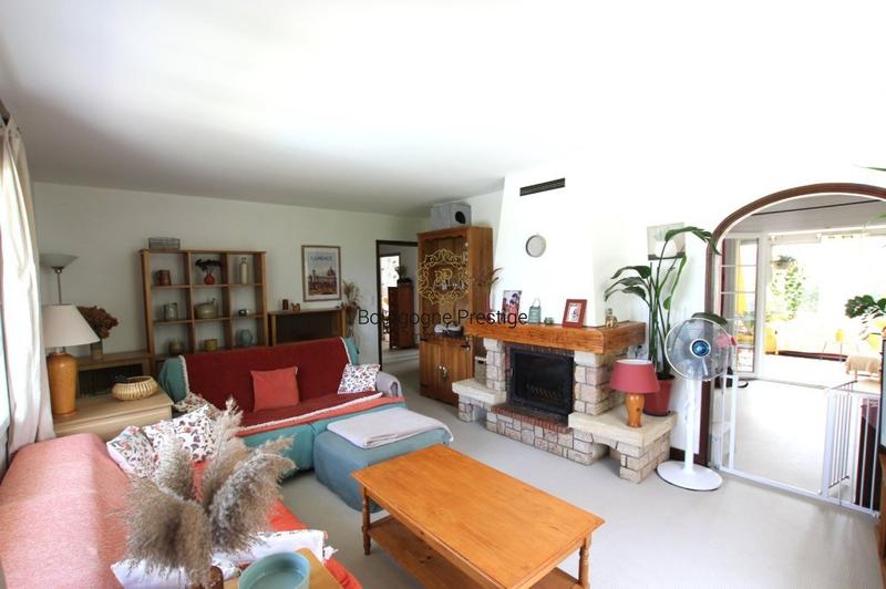 Maison traditionnelle - 178 m² - 7 pièces