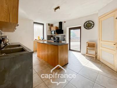 Maison de village - 114 m² - 4 pièces