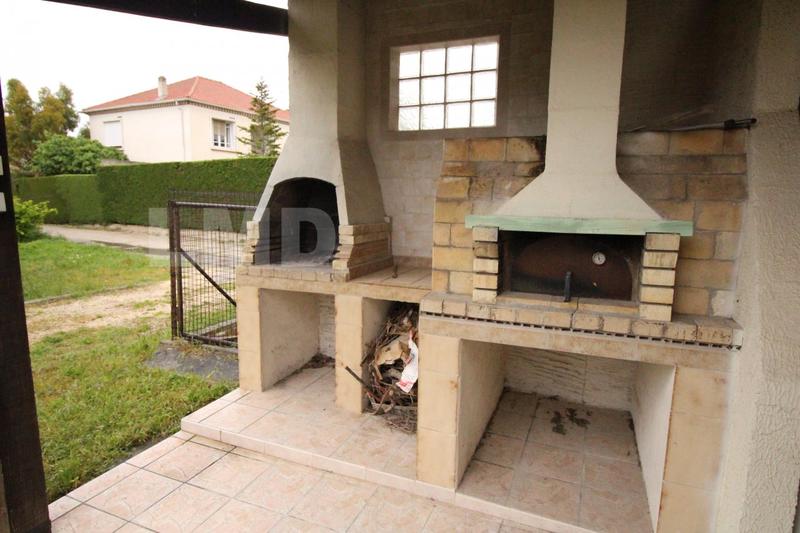 Maison - 220 m² - 7 pièces