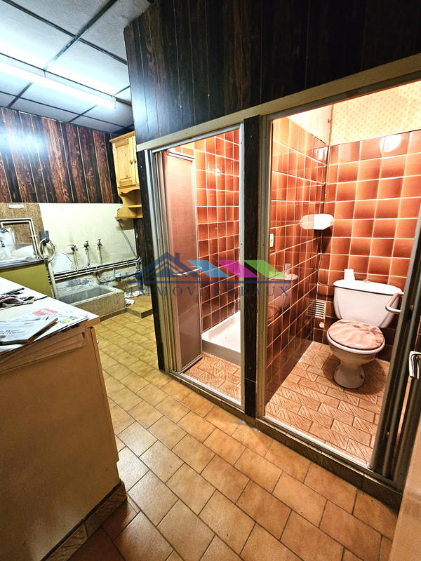 Maison - 184 m² - 7 pièces