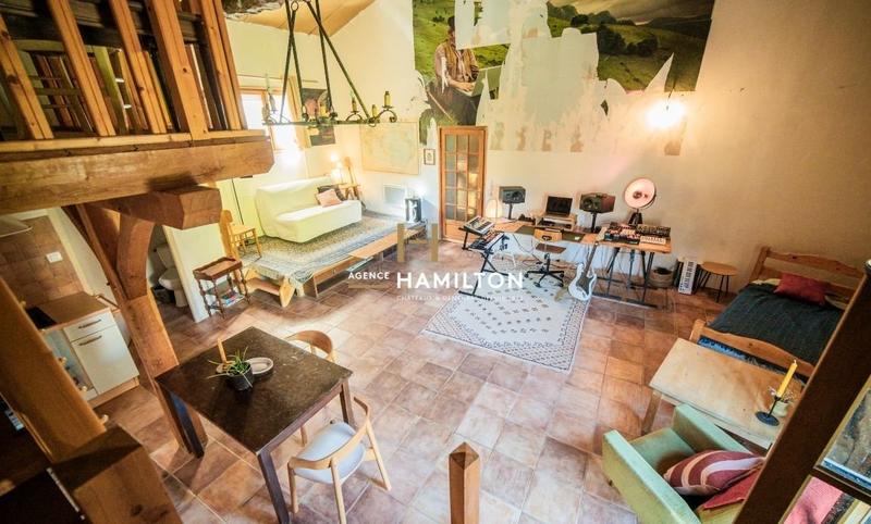 Propriété - 378 m² - 10 pièces