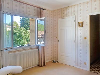 Maison - 85 m² - 5 pièces