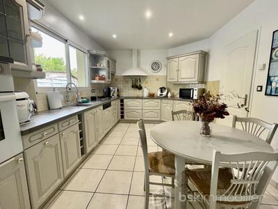 Villa - 148 m² - 6 pièces