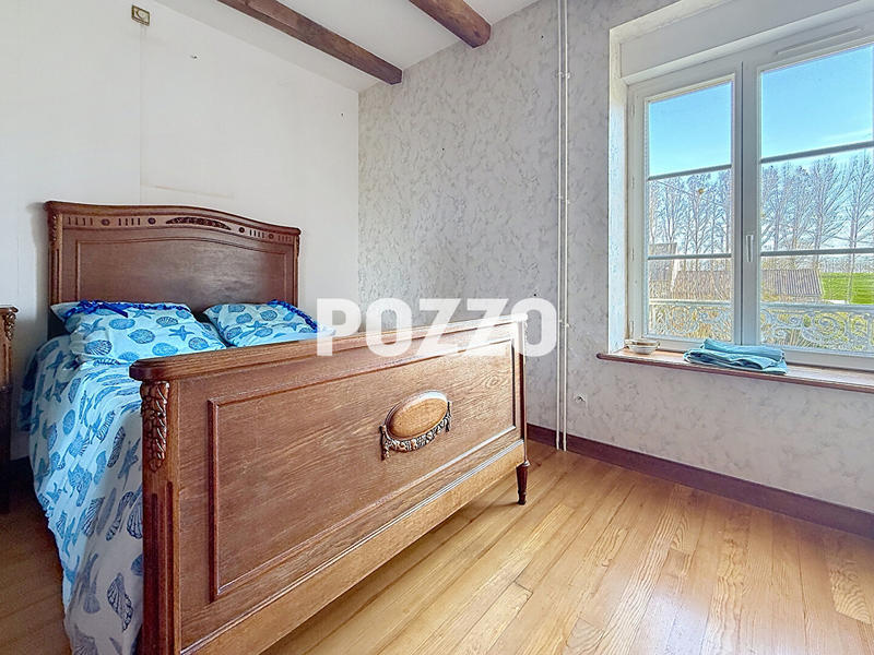 Maison - 140 m² - 8 pièces